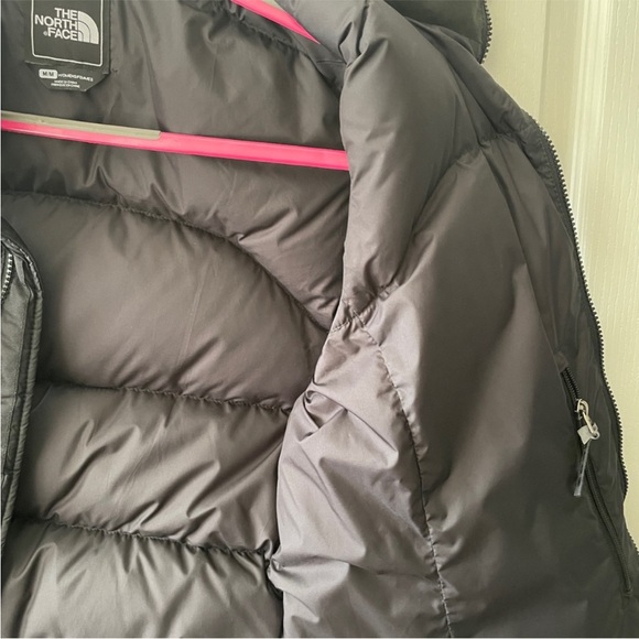 The North Face Nuptse Vest - Picture 7 of 8